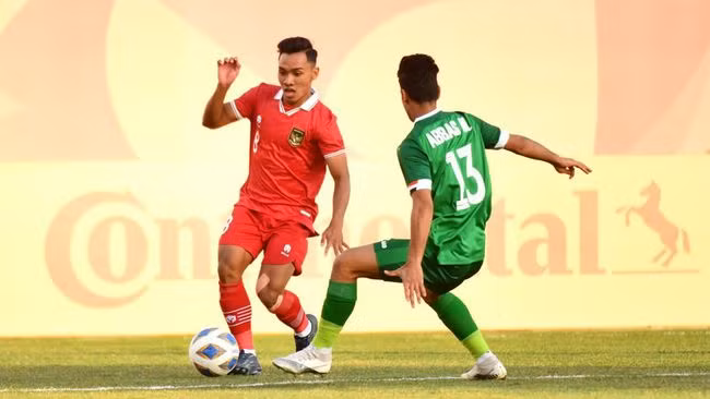 Indonesia không thể gây ra khó khăn cho hàng thủ Iraq dù đá hơn người