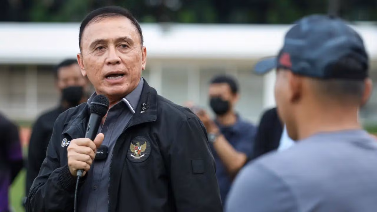 Ông Iriawan, chủ tịch LĐBĐ Indonesia