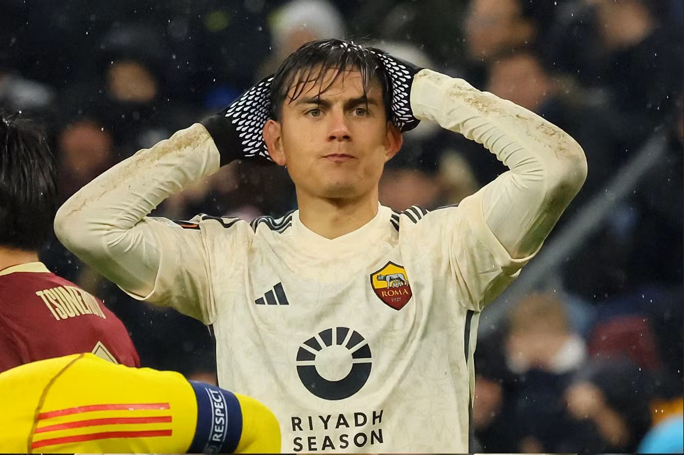 Roma thua 0-2 trước Bologna để bật bãi khỏi nhóm dự cúp châu Âu