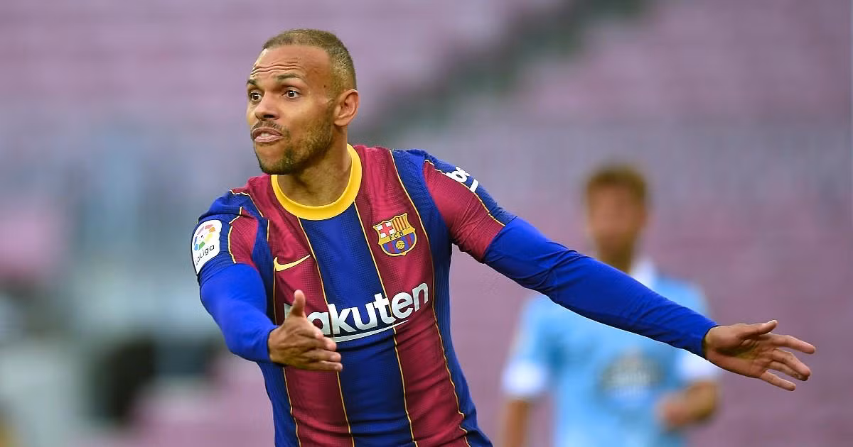 Braithwaite nhất quyết không rời Barca nếu như không được trả đầy đủ 2 năm tiền lương