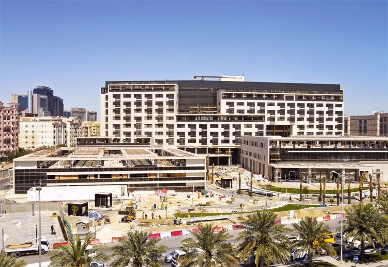 ĐT Brazil chọn ở khá gần trung tâm, với đại bản doanh Westin Doha. Đây là một khách sạn hạng sang nhưng có giá khá mềm, với giá phòng chỉ từ 200 USD/đêm trở lên