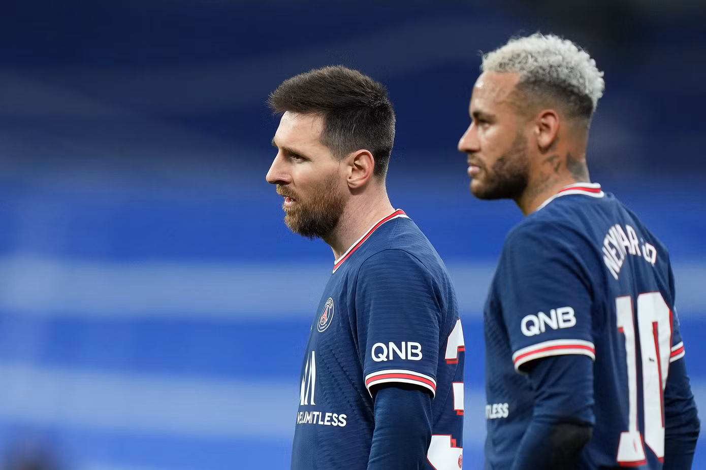 Messi và Neymar từng bị CĐV PSG công kích