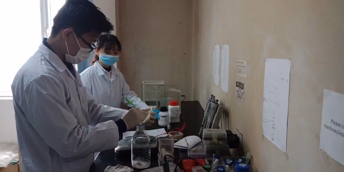 Các thành viên đã vượt qua nhiều thách thức trong quá trình nghiên cứu, thử nghiệm
