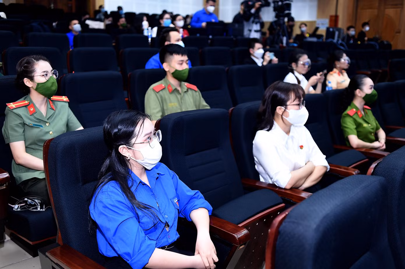 Các thí sinh tranh tài trong vòng chung kết toàn quốc. Ảnh: Xuân Tùng