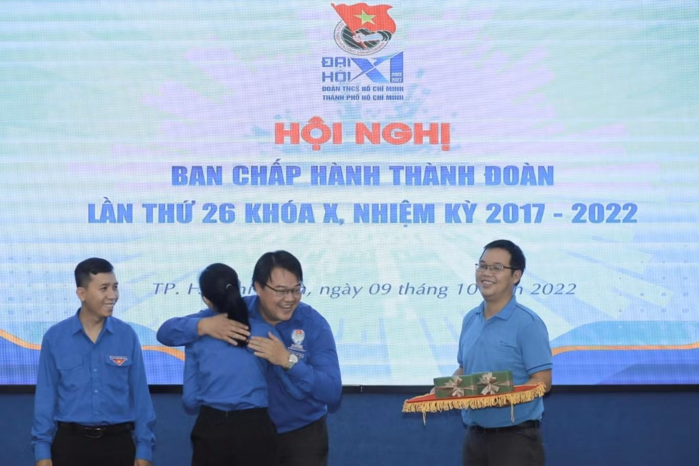 Trước đó, vào sáng ngày 9/10 tại Hội trường Thành Đoàn TPHCM, Ban Thường vụ Thành Đoàn TPHCM đã tổ chức Hội nghị Ban Chấp hành Thành Đoàn lần thứ 26 khóa X, nhiệm kỳ 2017 - 2022. Đây là phiên họp cuối của Ban Chấp hành Thành Đoàn TPHCM nhiệm kỳ 2017 - 2022 nhằm triển khai và thống nhất một số nội dung chuẩn bị cho công tác tổ chức Đại hội Đoàn TNCS Hồ Chí Minh khóa XI, nhiệm kỳ 2022 - 2027.