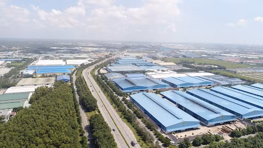 CBRE dự tính trong 3 năm tới, giá thuê đất công nghiệp có thể tăng 5 - 9% mỗi năm ở miền Bắc và 3 - 7% mỗi năm ở miền Nam.