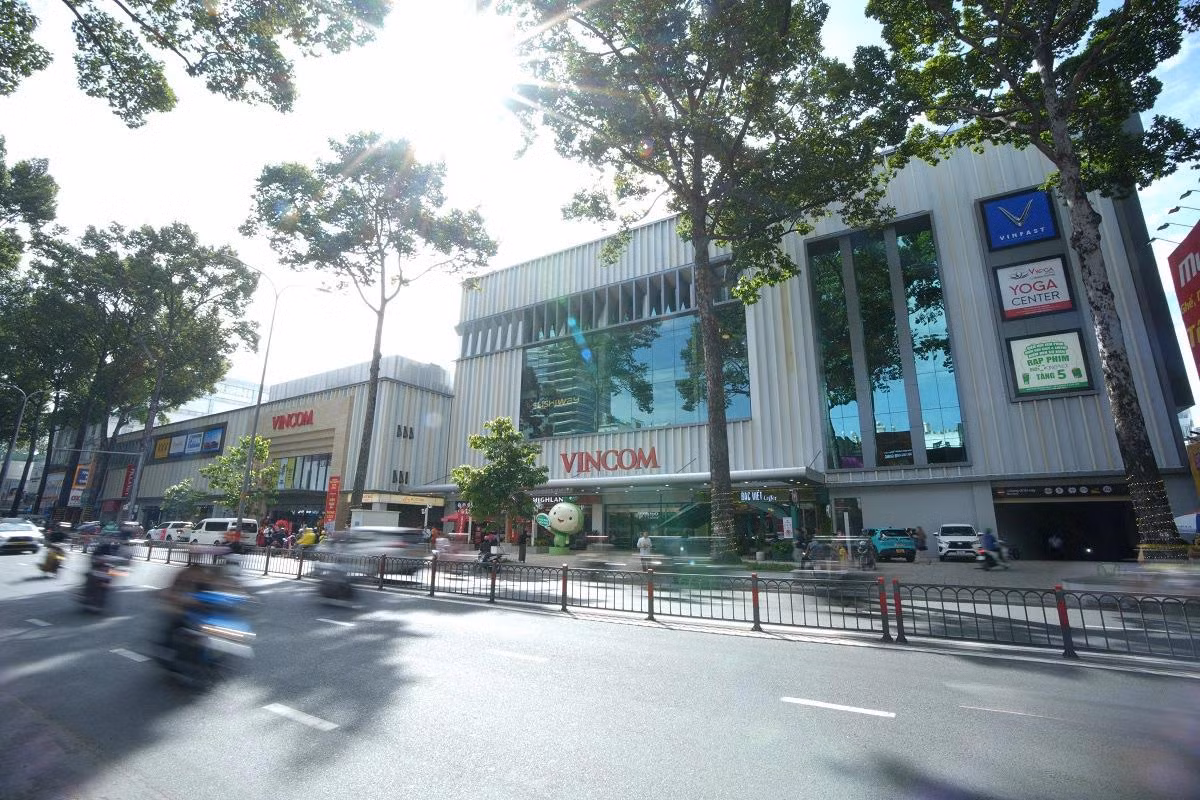 Tổng doanh thu thuần hợp nhất của Vincom Retail năm 2024 đạt 8.939 tỷ đồng.