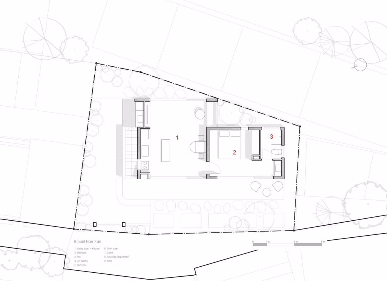 Ngôi nhà này được xây dựng trên lô đất rộng 161m2, trong một con hẻm của làng chài Cửa Đại ở Hội An (Quảng Nam), nằm trong khu vực đông dân cư và ít cây xanh.
