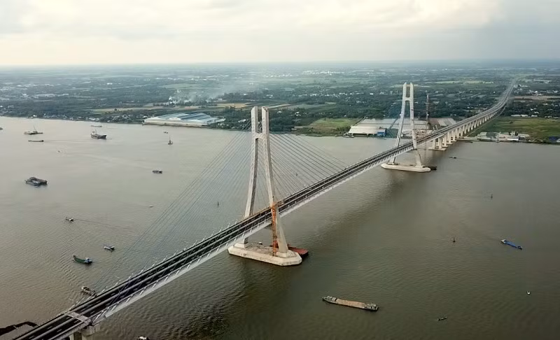 Bộ GTVT thống nhất dừng hoạt động bến phà Vàm Cống ảnh 1