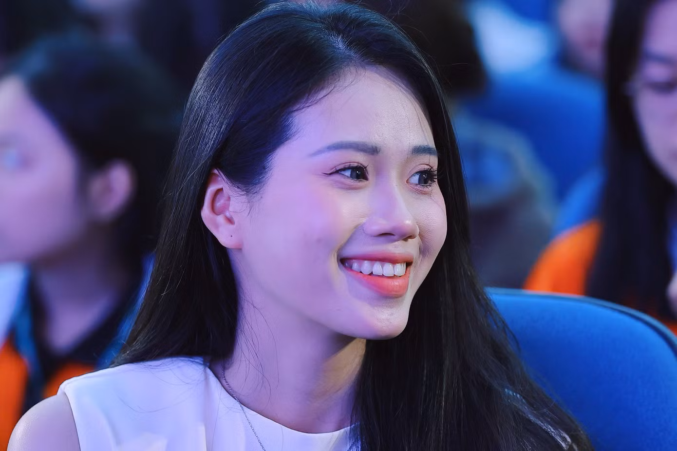 Ngoài ra, việc cuộc thi được thiết kế theo fomat các sê-ri truyền hình thực tế, thực hiện tại Hà Nội, Quảng Bình, Huế, TPHCM… và chiếu trên kênh sóng Đài truyền hình Việt Nam khiến các thí sinh hào hứng.