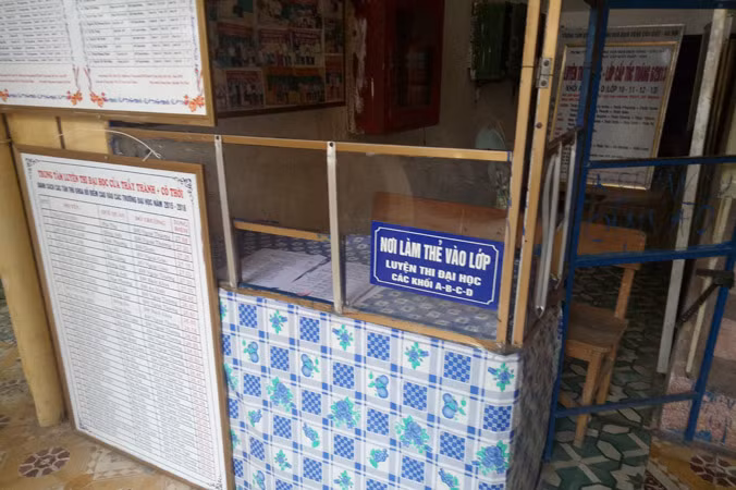 Hàng loạt trung tâm luyện thi đại học chiêu sinh trước kì thi THPT ảnh 2