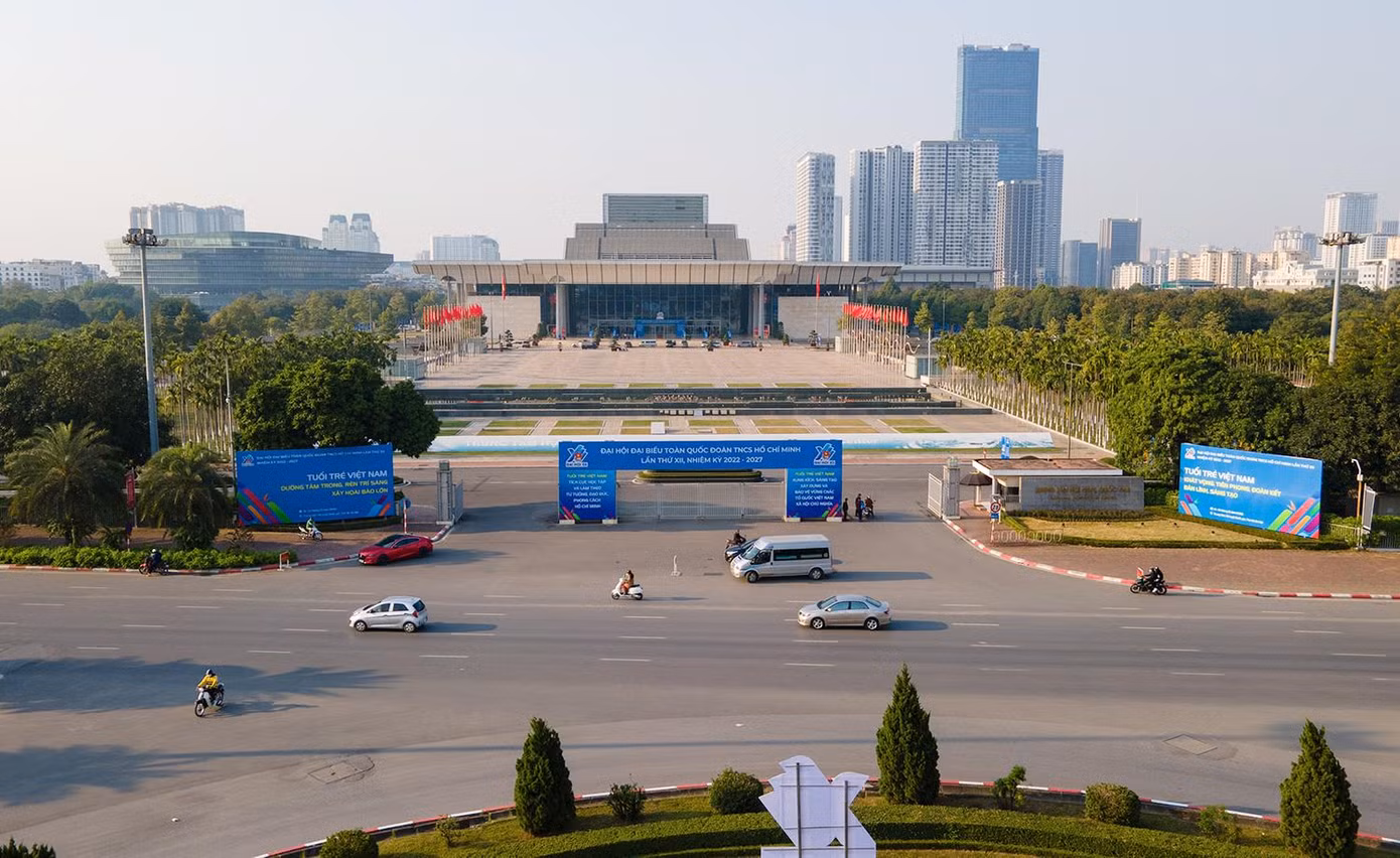 Với khẩu hiệu hành động “Tuổi trẻ Việt Nam Khát vọng - Tiên phong - Đoàn kết - Bản lĩnh - Sáng tạo”, Đại hội biểu thị quyết tâm chính trị của tuổi trẻ Việt Nam trong thời kỳ mới khát vọng vươn lên, ra sức phấn đấu vượt qua mọi khó khăn, thách thức, vững tâm thế đảm nhận vai trò quan trọng trong sự nghiệp xây dựng và bảo vệ Tổ quốc.
