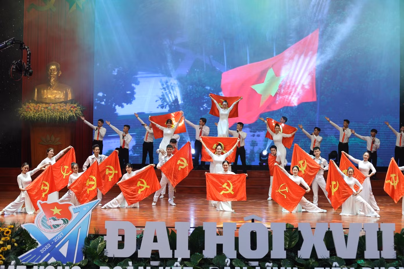 Trong nhiệm kỳ mới, tuổi trẻ Bắc Giang coi trọng tổ chức hoạt động tình nguyện thường xuyên, tại chỗ; đồng thời khuyến khích tổ chức các hoạt động tình nguyện theo dự án, giai đoạn nhiều năm tại một địa điểm để giải quyết triệt để vấn đề trên địa bàn.