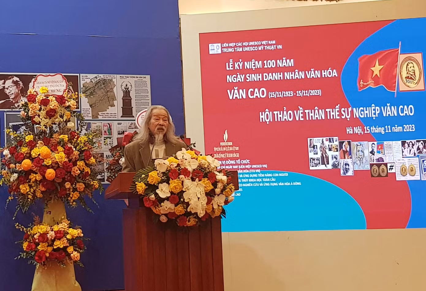 Họa sĩ Văn Thao phát biểu tại Lễ kỷ niệm 100 năm ngày sinh nhạc sĩ Văn Cao Ảnh: Kiến Nghĩa.