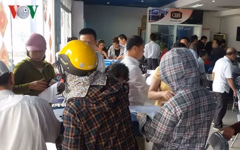 Hàng triệu khách hàng lo nhà mạng cắt liên lạc ảnh 1