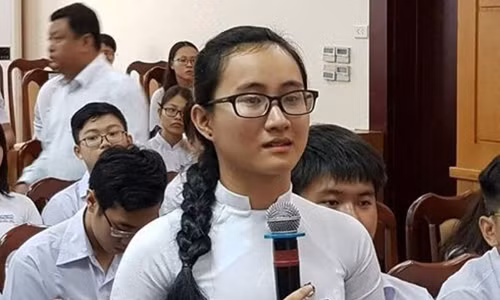 Phó chủ tịch Cựu giáo chức: Hãy mở đường cho cô Châu' ảnh 4