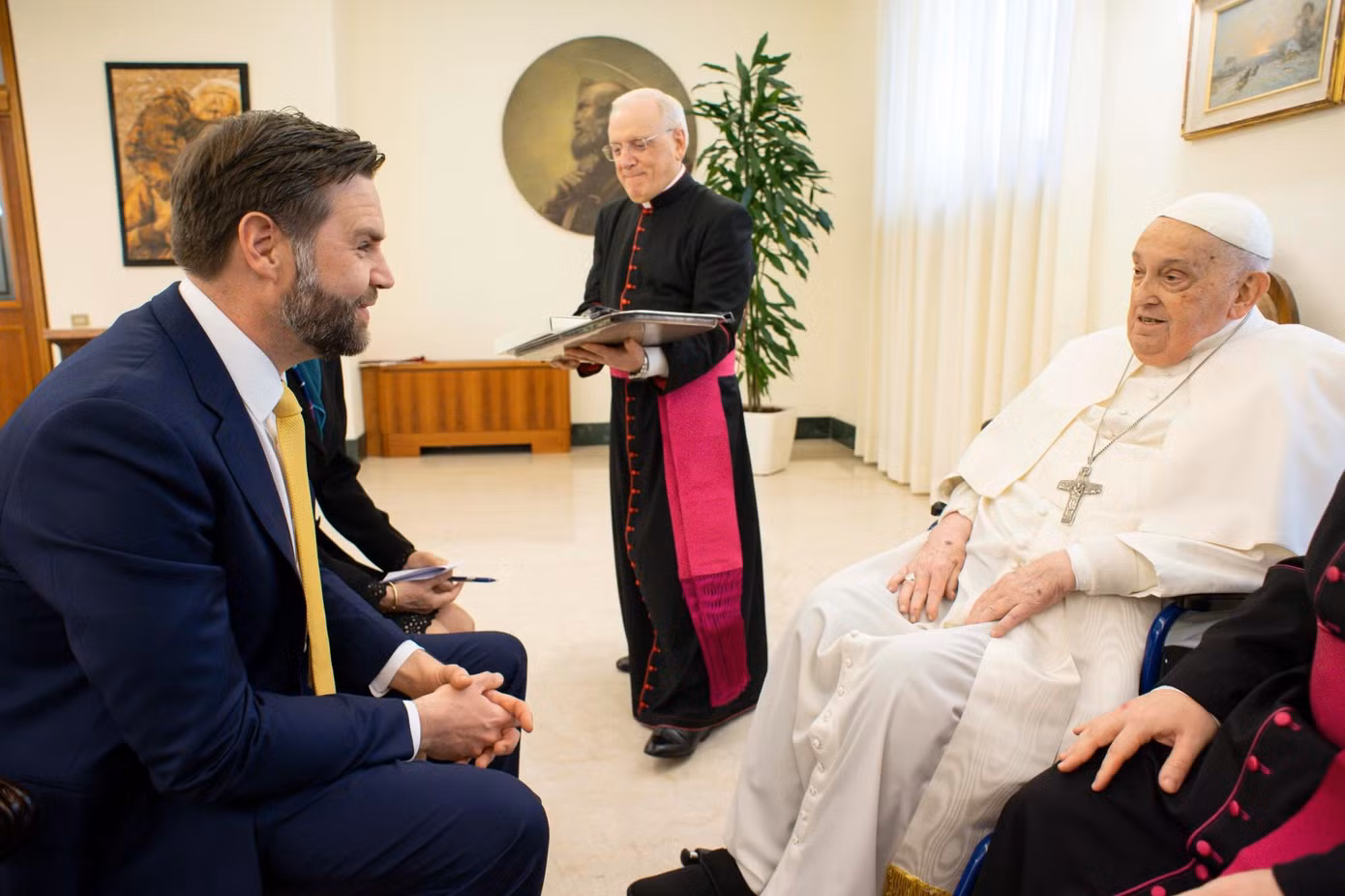 JD Vance gặp Giáo hoàng Francis tại Thành Vatican một ngày trước khi ông qua đời. Ảnh: Getty Images.