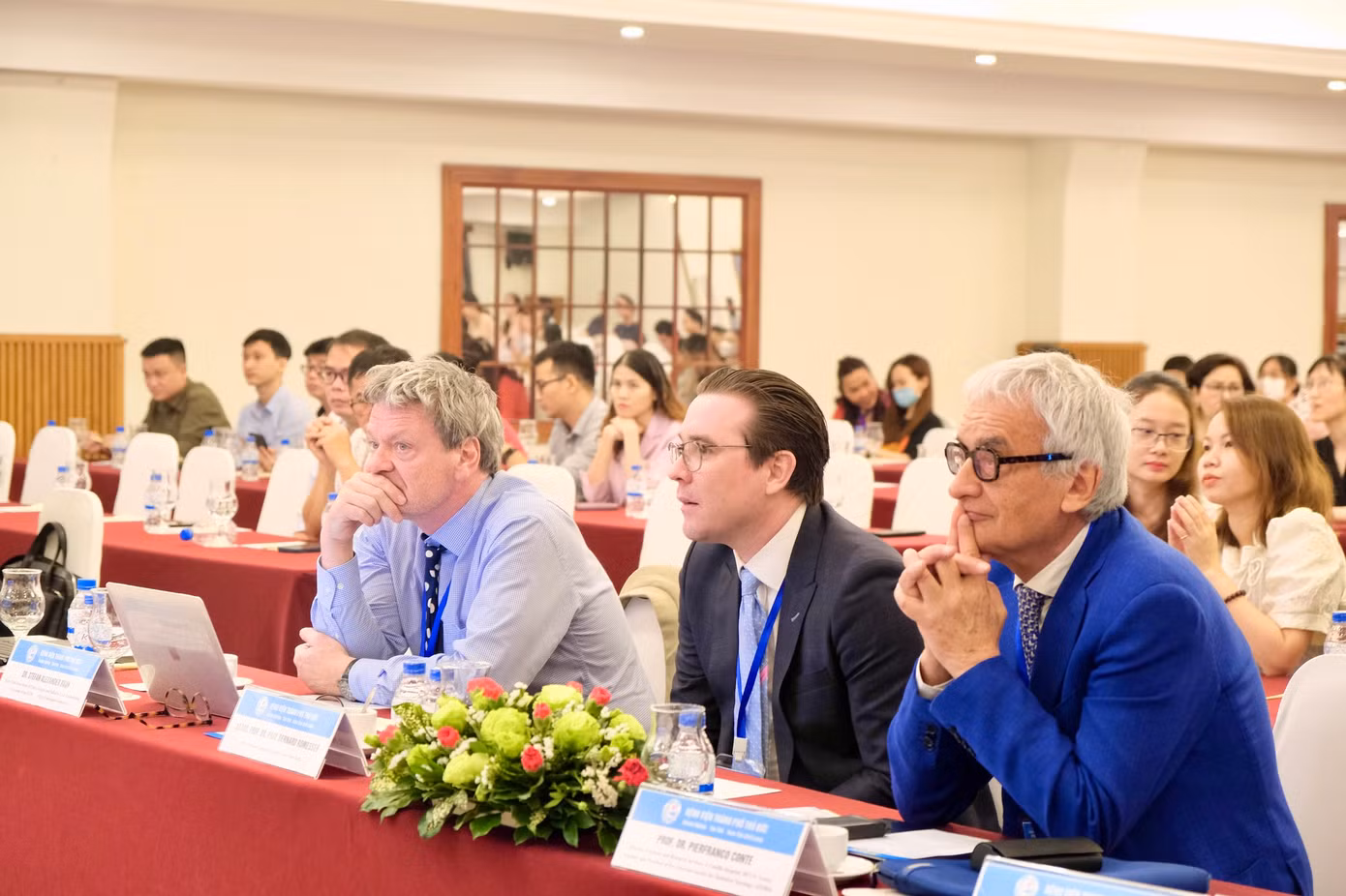 Các chuyên gia quốc tế dự hội thảo về ung thư vú và ung thư trực tràng do Bệnh viện Thành phố Thủ Đức tổ chức