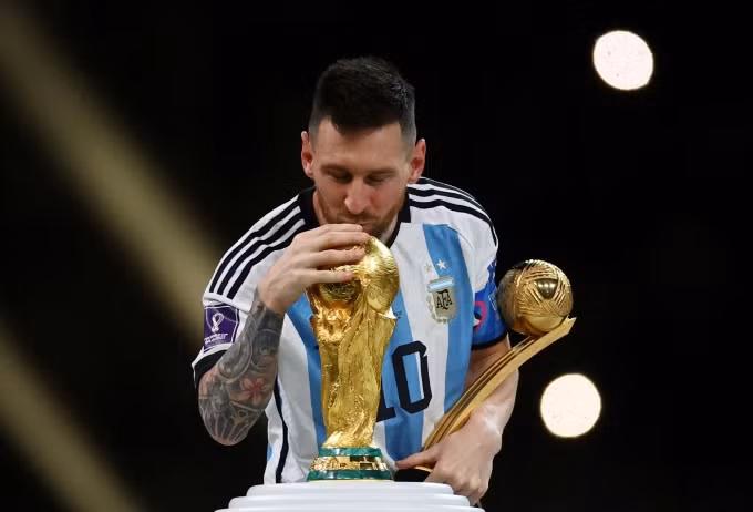 Messi là ứng cử viên nặng ký cho danh hiệu The Best