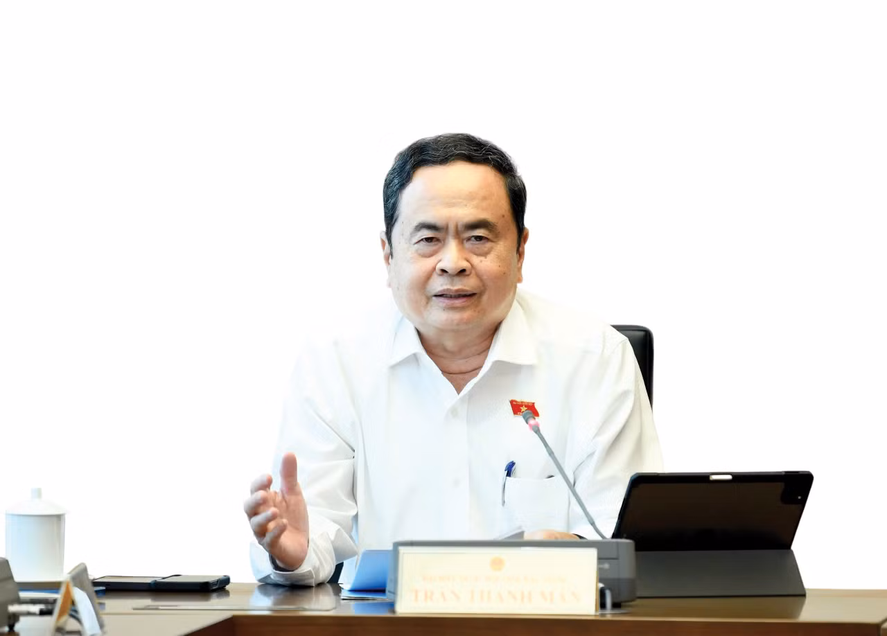 Chủ tịch Quốc hội Trần Thanh Mẫn chỉ đạo sau loạt bài của Tiền Phong về sắp xếp trụ sở dôi dư