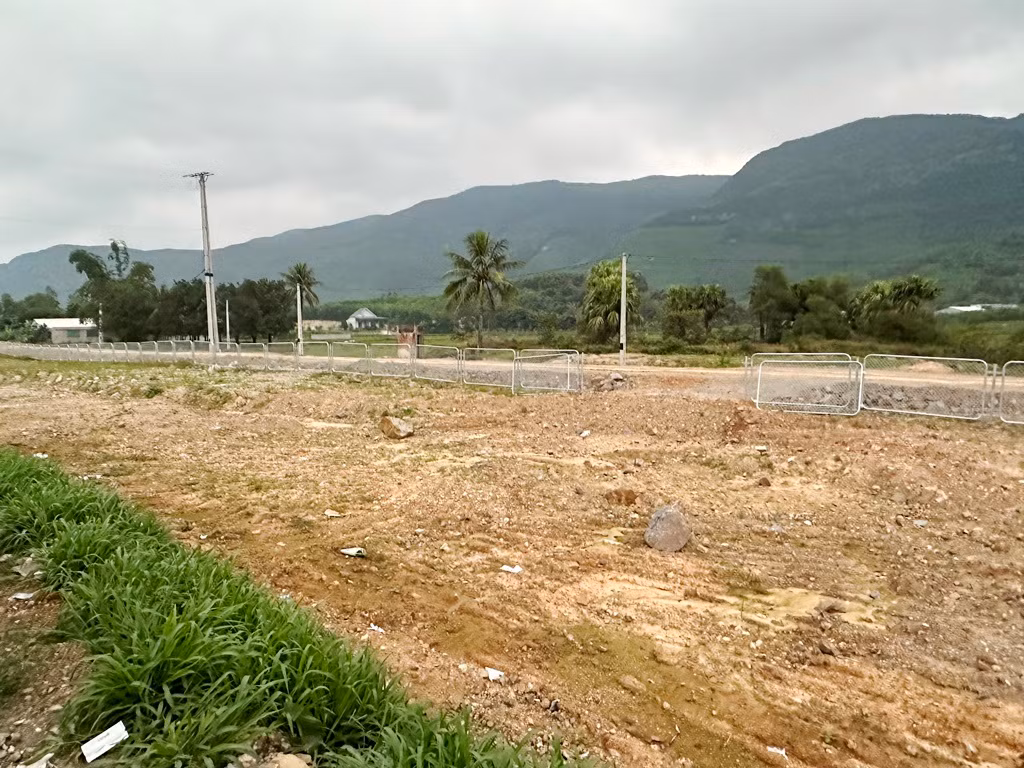 Trạm trên cao tốc Diễn Châu - Bãi Vọt cũng có quy mô, vị trí và hình thức bố trí trạm “kép” như 2 trạm đã đề cập ở trên.