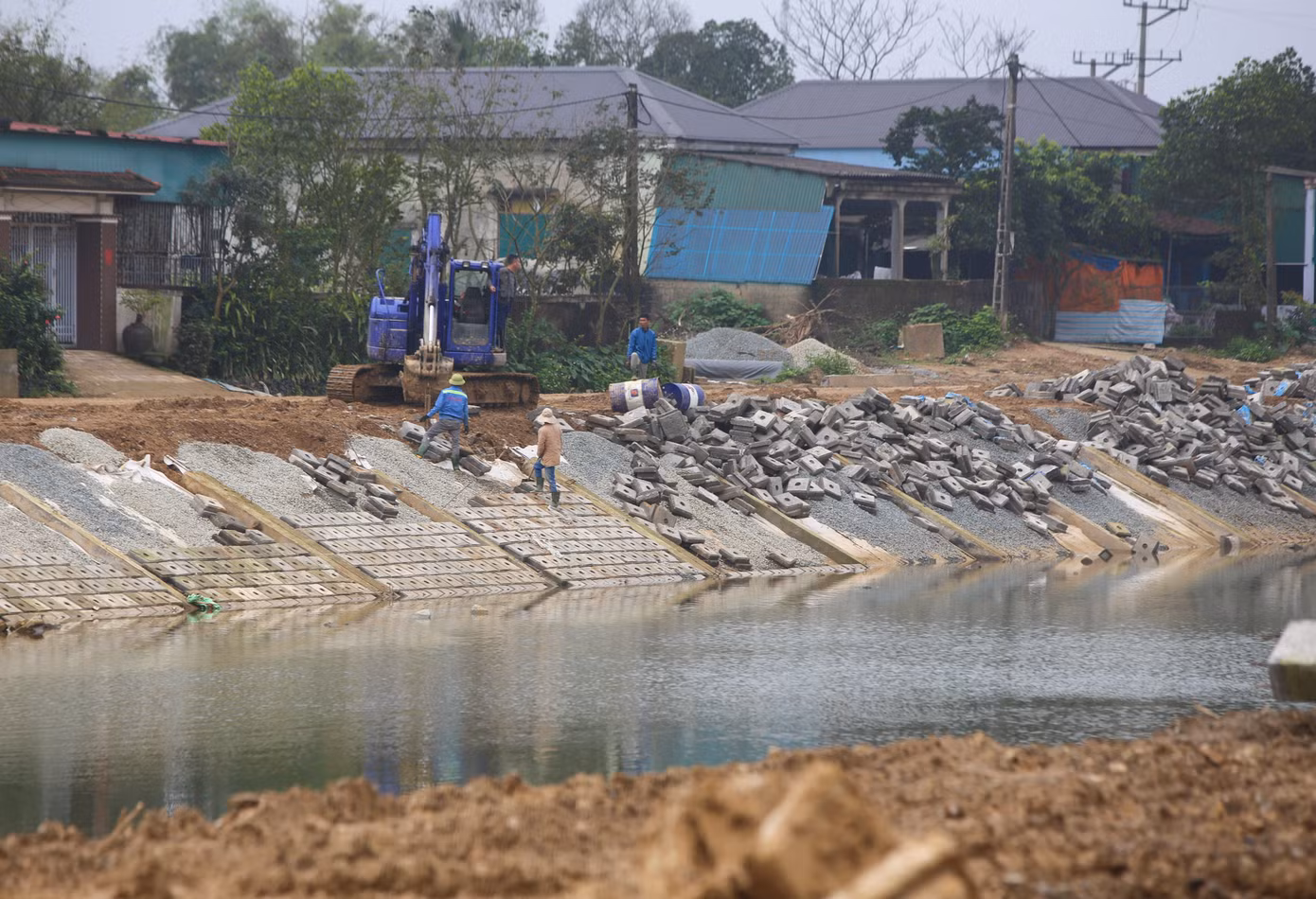 Mục tiêu dự án nhằm nâng cấp, chỉnh trang hạ tầng cảnh quan, hoàn thiện hệ thống kè và đường hai bên bờ sông Trí, qua đó, tạo điểm nhấn đô thị dọc hai bên bờ sông, góp phần hoàn thành các tiêu chí để thị xã Kỳ Anh lên thành phố vào cuối năm 2025.