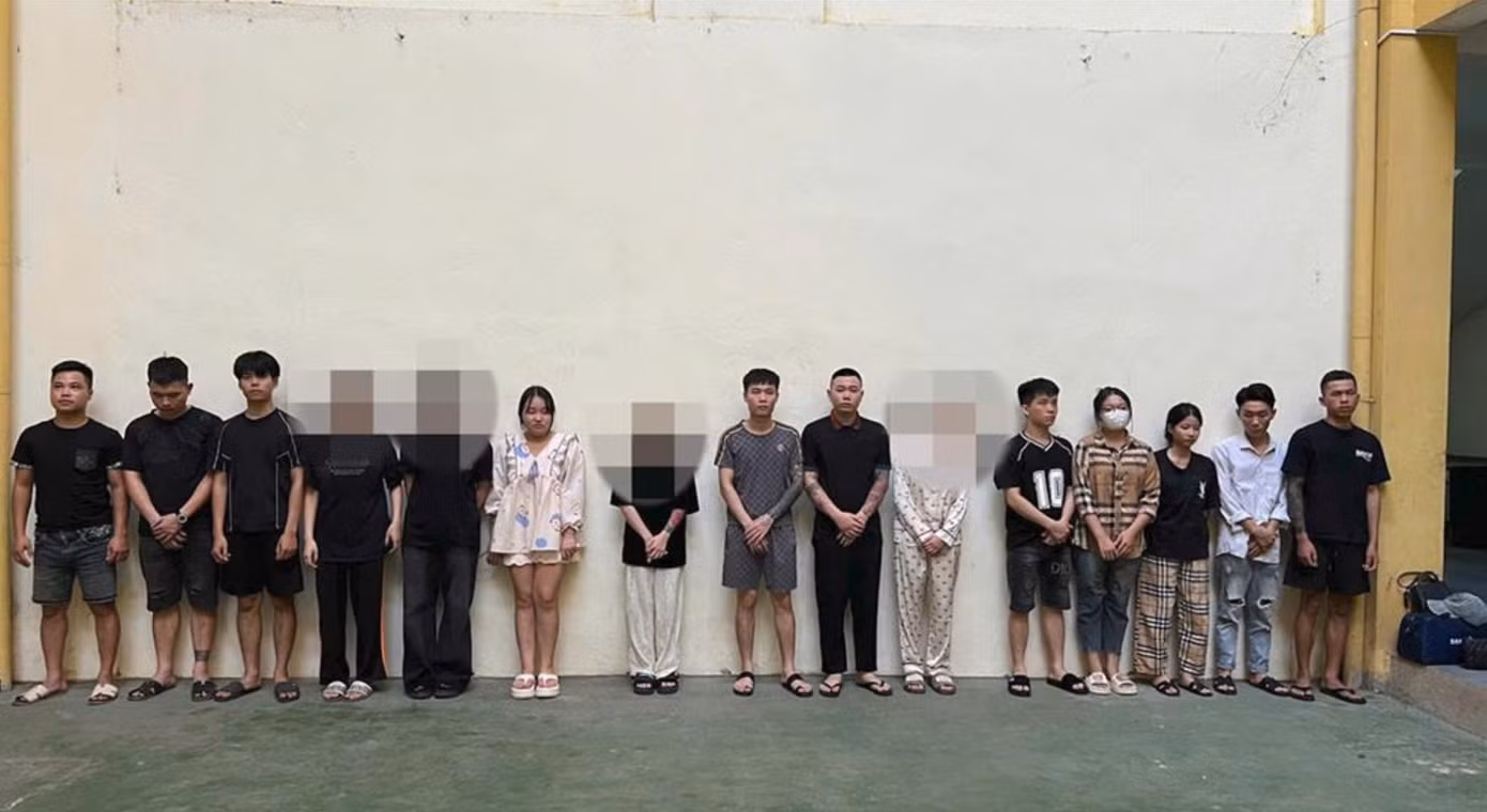 Các đối tượng trong nhóm lừa đảo.