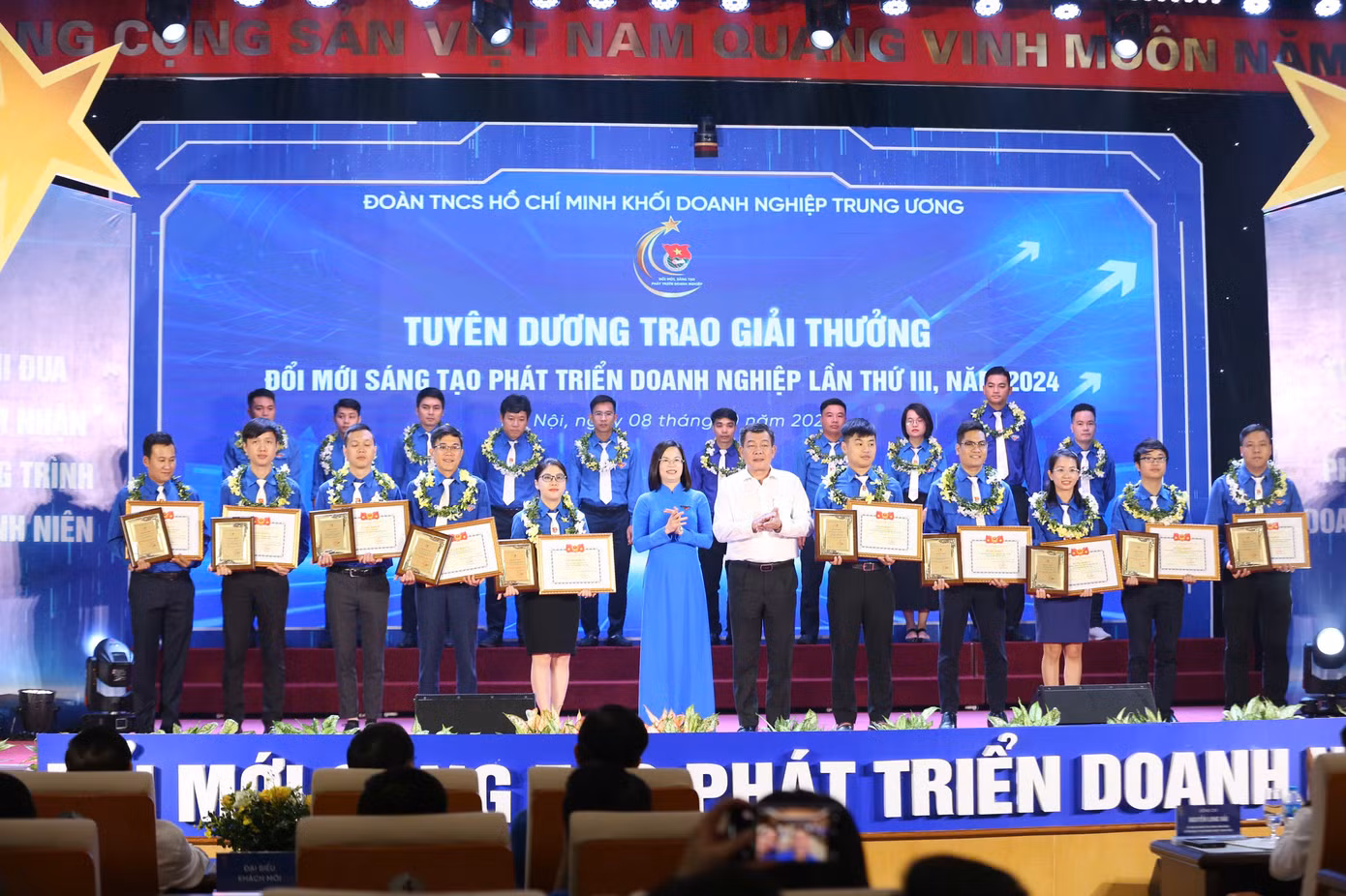 Tuyên dương 30 công trình, sản phẩm tiêu biểu Đoàn Khối Doanh nghiệp T.Ư giai đoạn 2022-2024. Ảnh: Bảo Anh