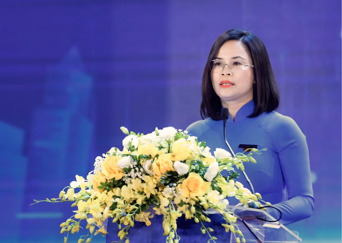 Chị Hoàng Thị Minh Thu - Bí thư Đoàn Khối Doanh nghiệp T.Ư phát biểu tại chương trình. Ảnh: Bảo Anh