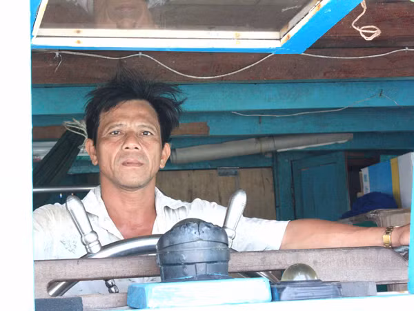 Thuyền trưởng Lê Văn Chiến: Gần cả cuộc đời sau bánh lái tàu. Thuyền trưởng Lê Văn Chiến: Gần cả cuộc đời sau bánh lái tàu
