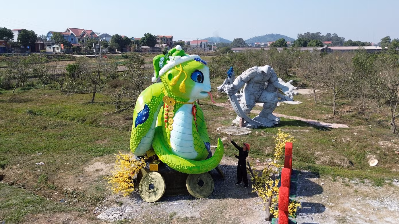 Anh Quân dự kiến đưa linh vật rắn này lên thị trấn Thắng (huyện Hiệp Hòa) để đông đảo mọi người chiêm ngưỡng tham quan.