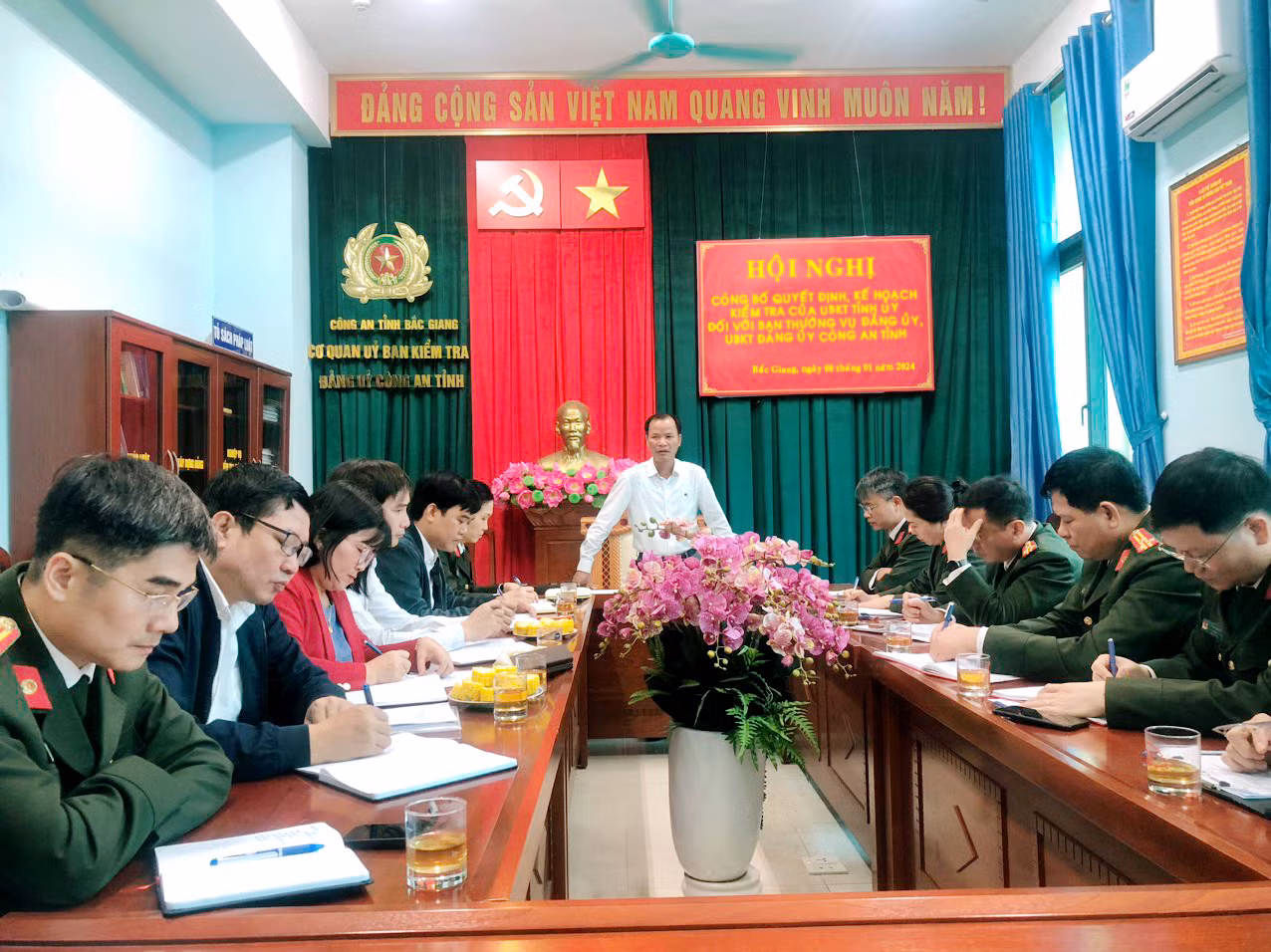 Hội nghị công bố kiểm tra Ban Thường vụ Đảng ủy Công an tỉnh Bắc Giang.