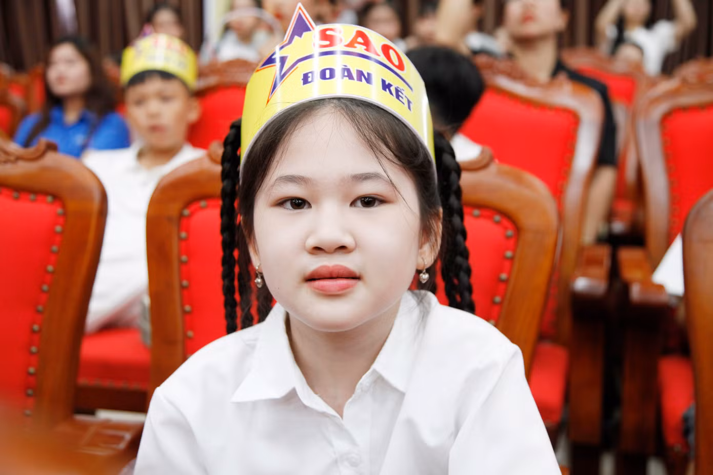 Các em thiếu nhi tham dự chương trình. Ảnh: Nguyễn Thắng