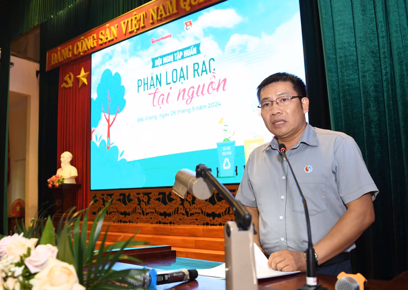Ông Nguyễn Văn Sang - Phó Chi cục Bảo vệ môi trường, Sở Tài nguyên và Môi trường tỉnh Bắc Giang phát biểu tại chương trình.