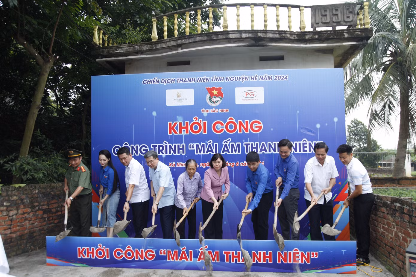 Khởi công xây dựng mái ấm thanh niên. Ảnh: Nguyễn Thắng