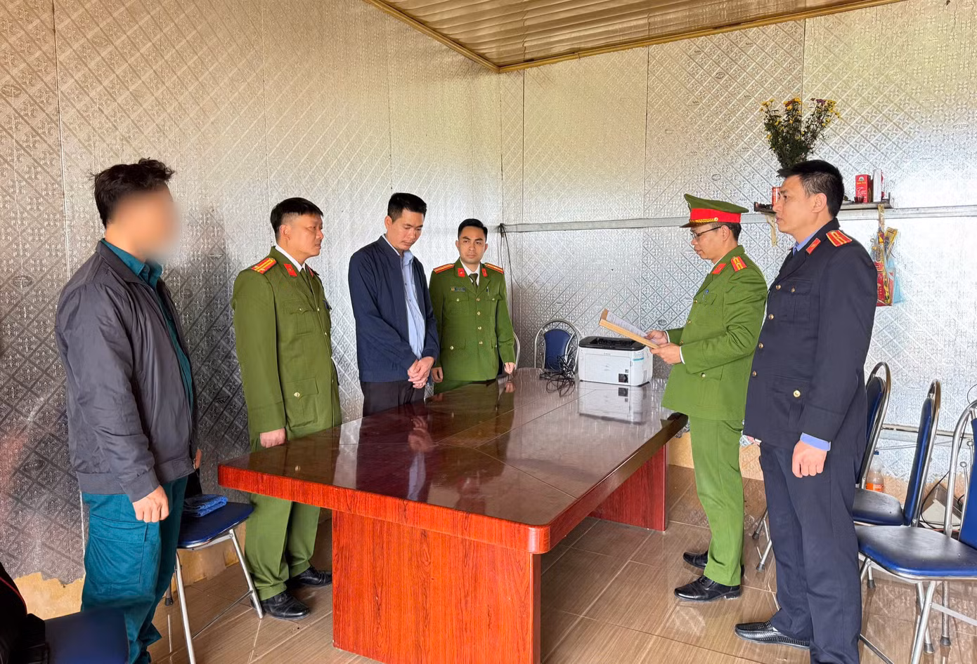 Cơ quan Công an tiến hành các hoạt động tố tụng đối với Nguyễn Đình Văn.