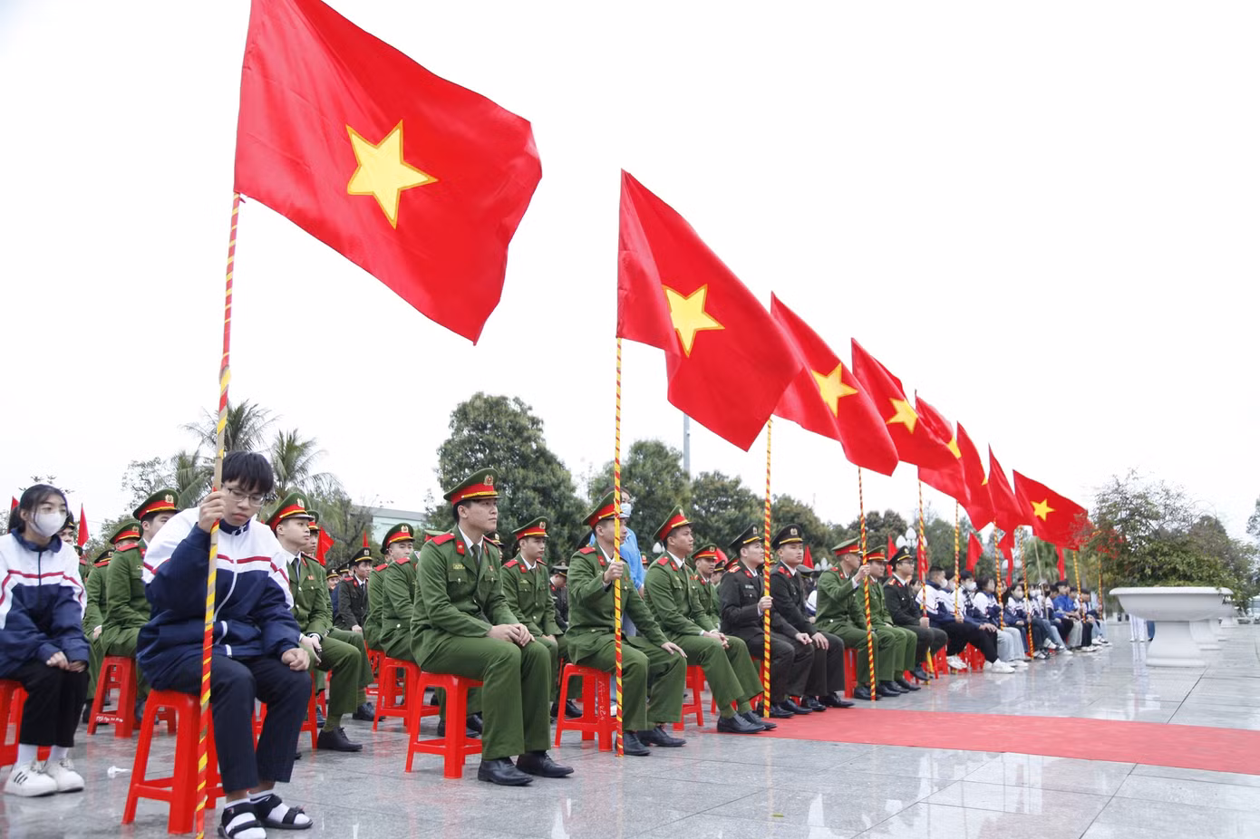 Đoàn viên tỉnh Bắc Giang và thanh niên CAND dự chương trình. Ảnh: Nguyễn Thắng