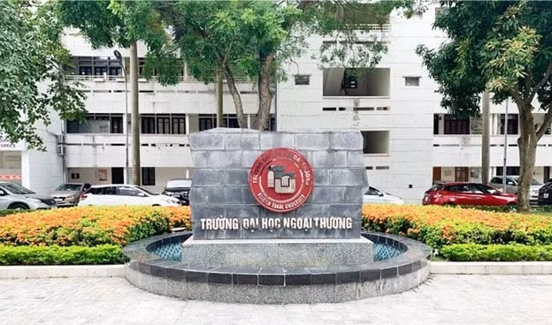 Đại học Ngoại thương.