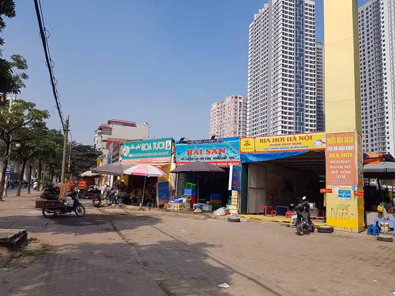 Hà Nội: La liệt bãi đỗ xe '5 không' trên đất dự án ảnh 11