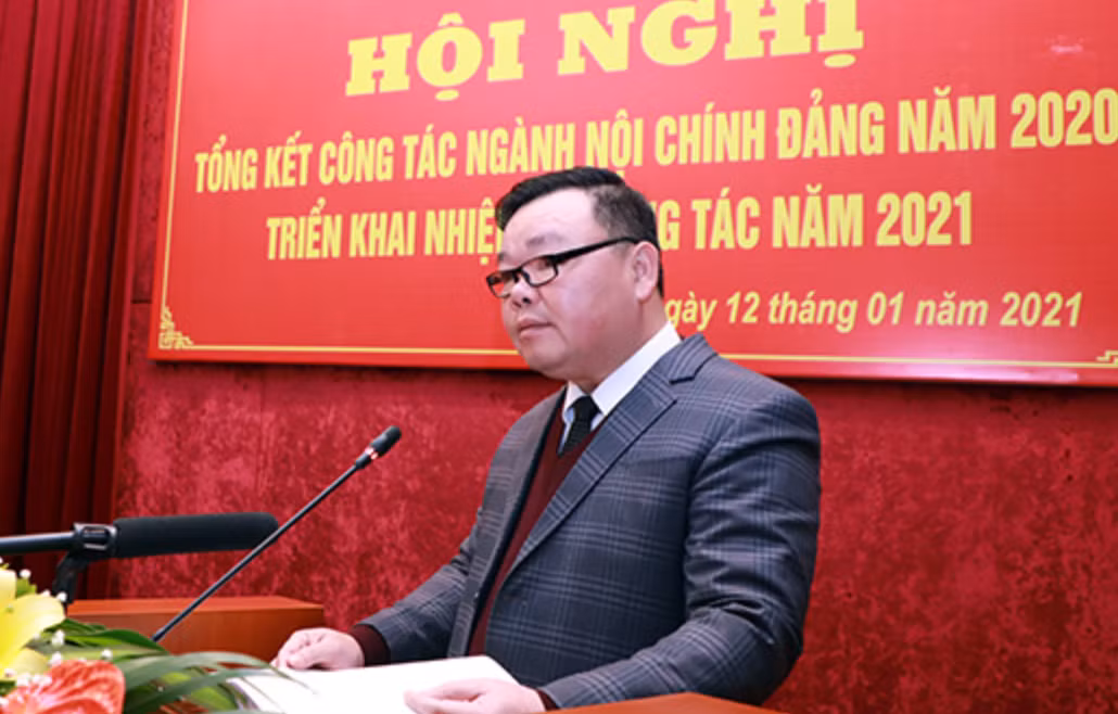 Nguyên Chánh Văn phòng Tỉnh uỷ Hoà Bình Nguyễn Đồng.