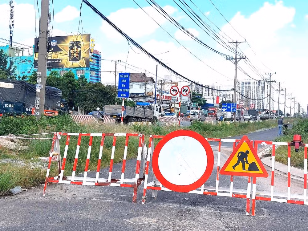 Tỉnh Bình Dương đang xây dựng nâng cấp, mở rộng quốc lộ 13 từ 6 làn xe lên 8 làn xe