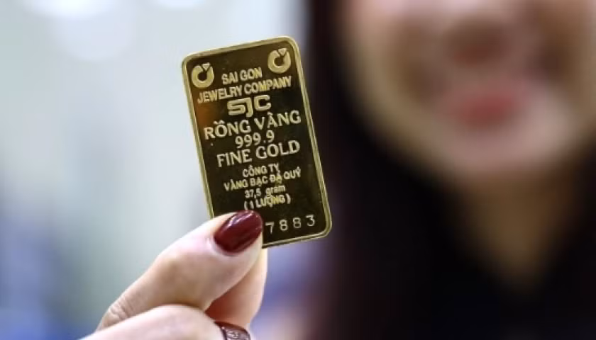 Giá vàng miếng SJC trên mốc 102 triệu đồng/lượng.