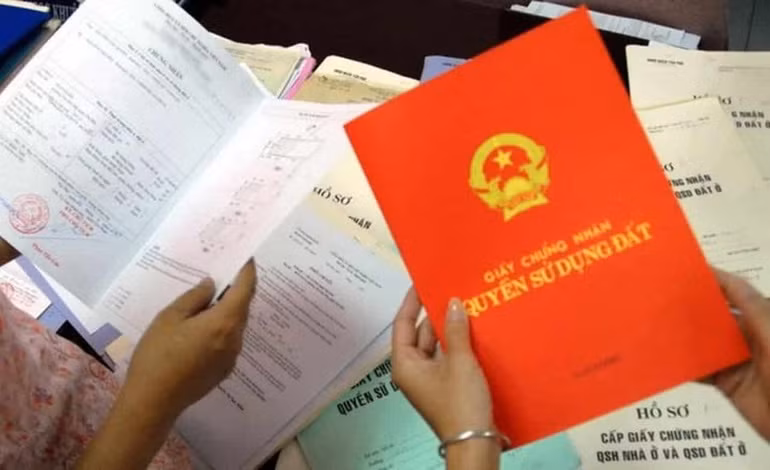 Từ ngày 6/2, cán bộ cấp "sổ đỏ" và một số vị trí công chức ngành tài nguyên môi trường bắt buộc phải định kỳ chuyển đổi công tác. (Ảnh minh họa: Internet)