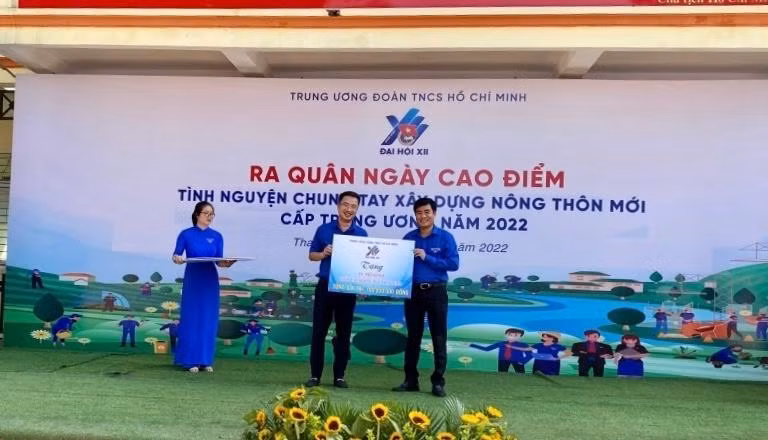 Nhiều nguồn lực hỗ trợ xây dựng nông thôn mới được triển khai trong ngày lễ ra quân.