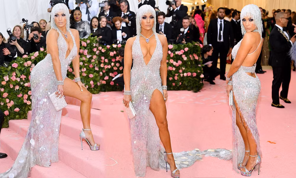 Jennifer Lopez trẻ đẹp khó tin ở tuổi 50 ảnh 15