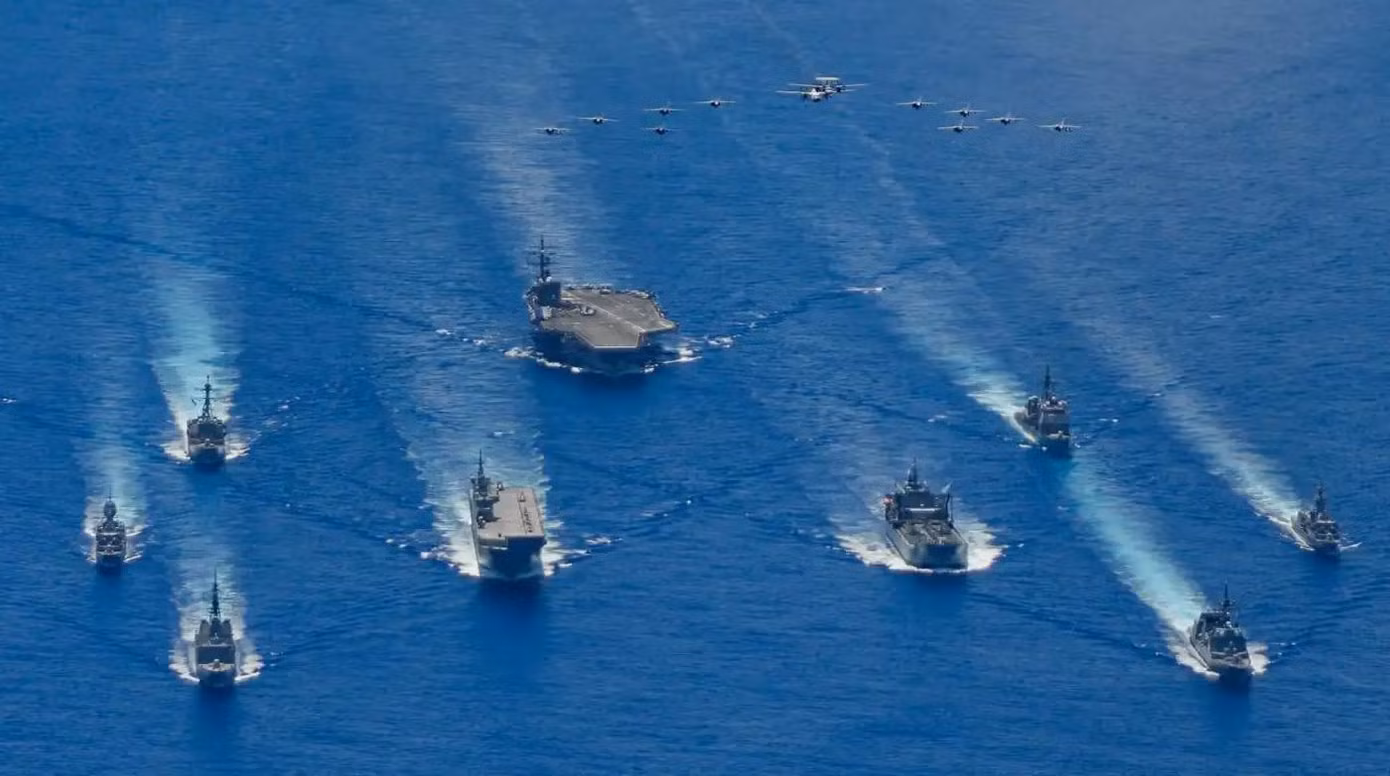 Hải quân Mỹ, Úc và Nhật Bản tập trận chung ở Biển Đông năm 2020. Ảnh: US Navy