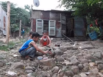 Một nhà dân trong khu vực thực hiện dự án Bệnh viện Quốc tế Nha Trang.