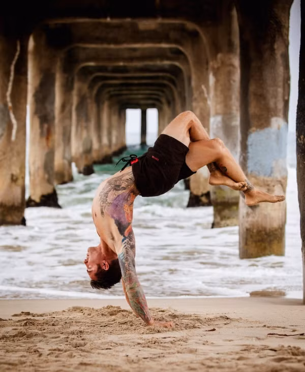 Bên trong một chiến binh: Sự nam tính của Yoga ảnh 3