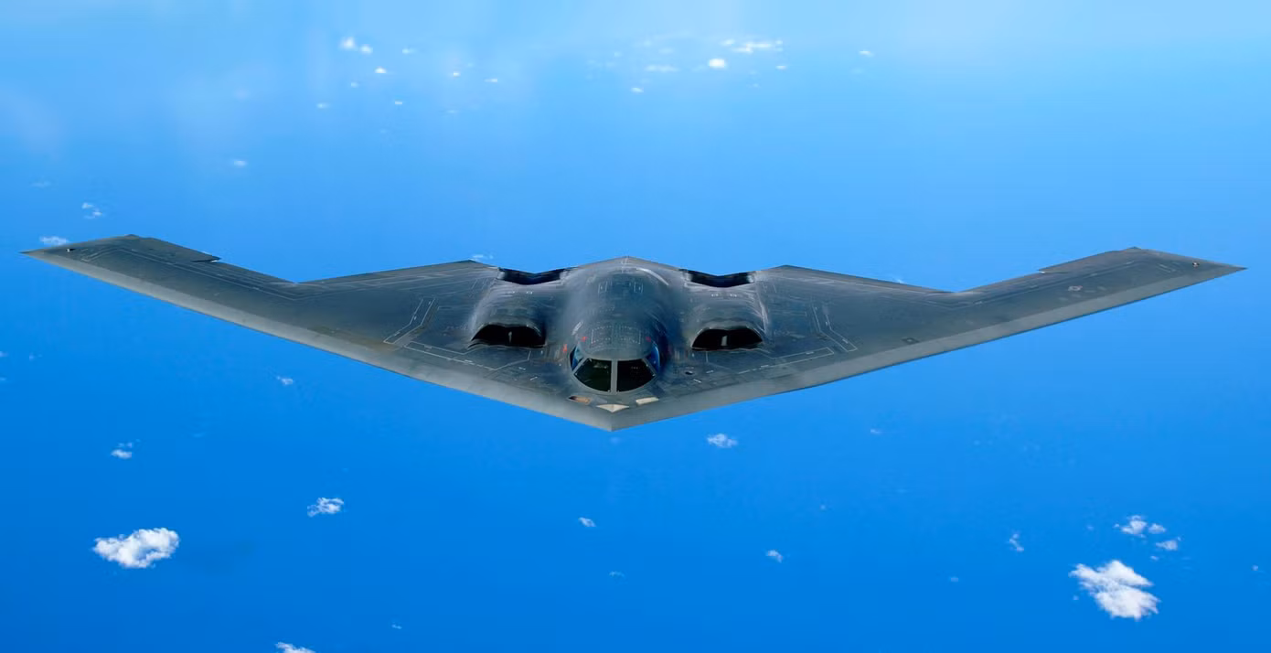 Máy bay ném bom tàng hình B-2 Spirit của Mỹ có thể mang theo bom hạt nhân. Ảnh: Northrop Grumman.