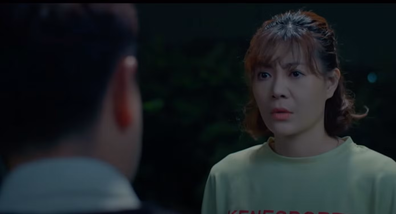 Trong Người một nhà, Thanh Hương đảm nhận vai Khanh - người phụ nhanh nhẹn, tốt bụng nhưng vì mưu sinh đôi khi trở nên ích kỷ.